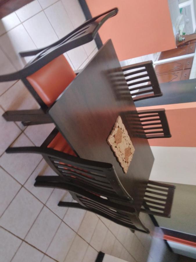 Danglez Bed & Breakfast Bataka Luaran gambar