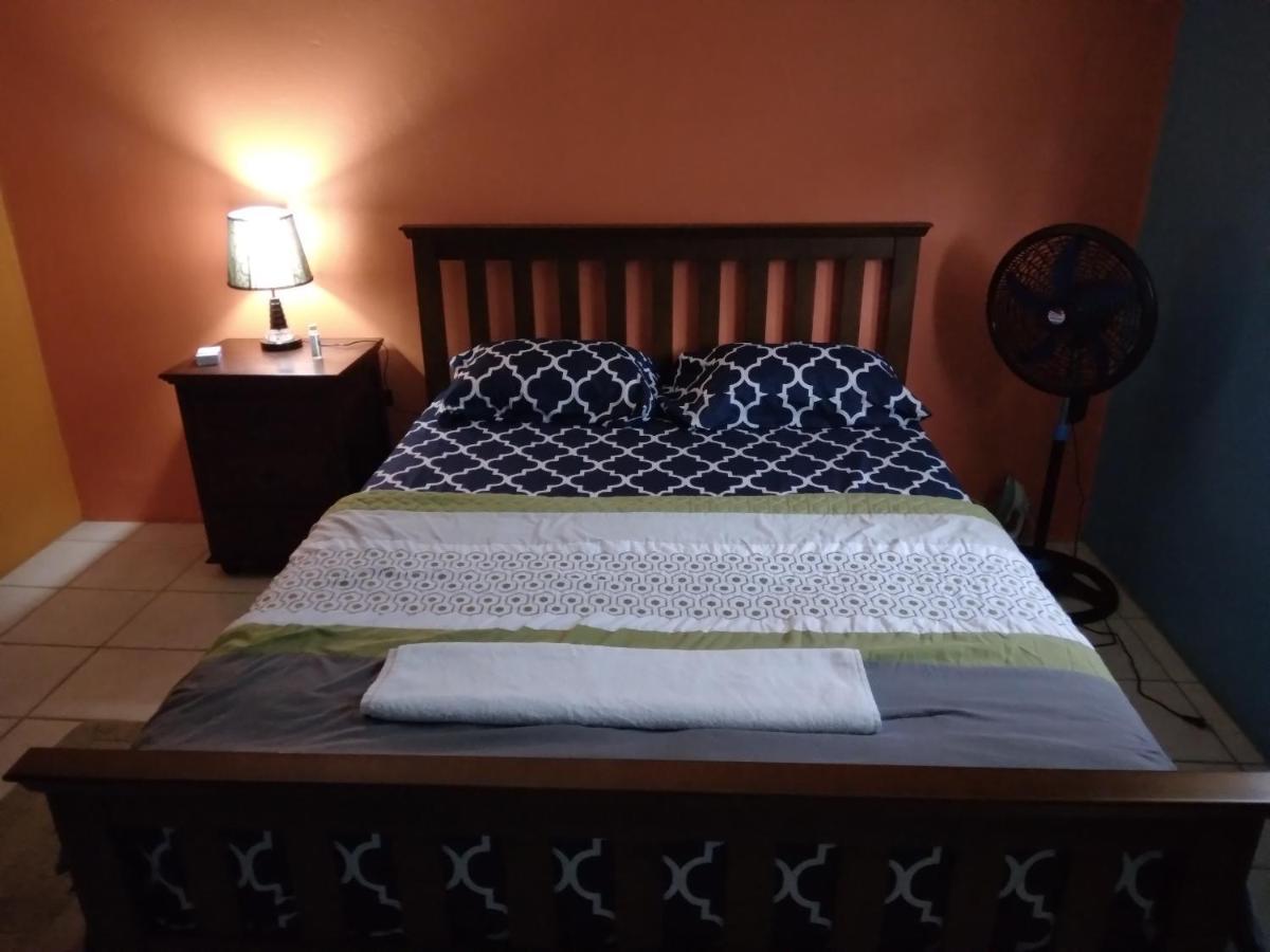 Danglez Bed & Breakfast Bataka Luaran gambar