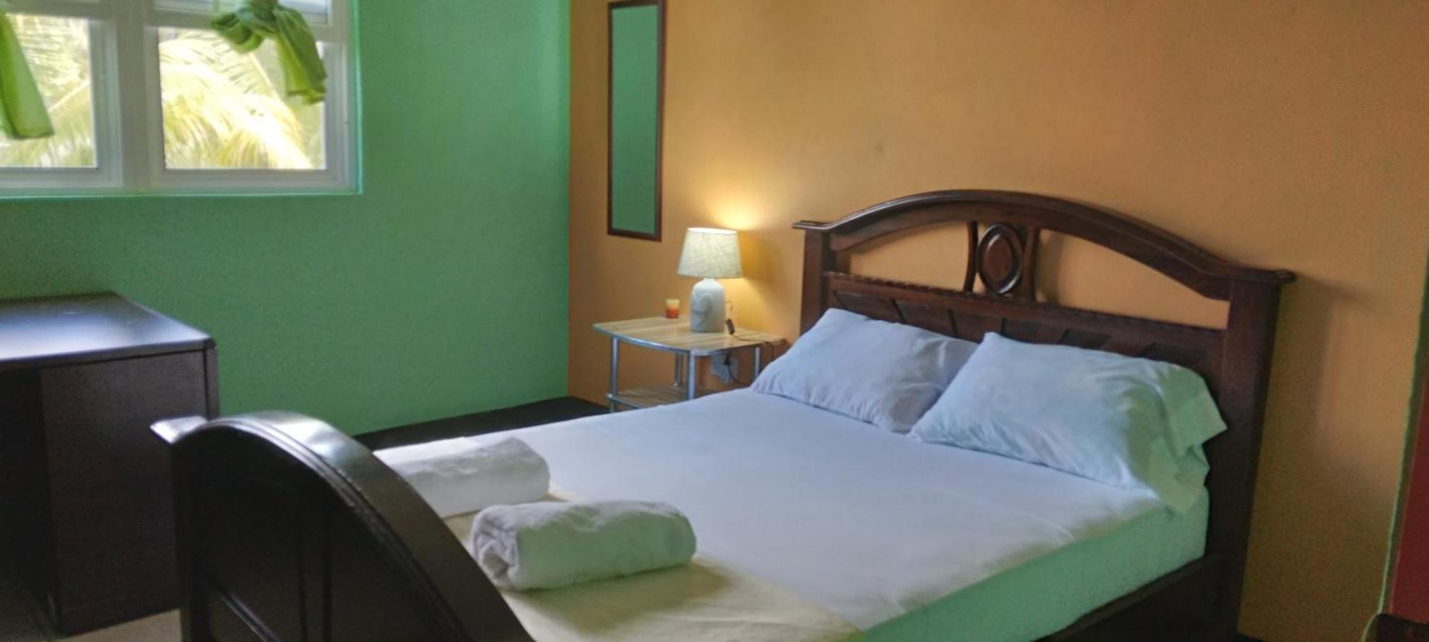Danglez Bed & Breakfast Bataka Luaran gambar